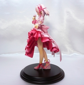鈴平フィギュア左.JPG
