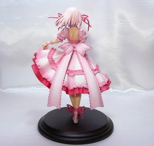 鈴平フィギュア背面.JPG