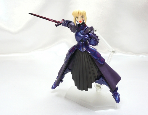 黒セイバーアクション1.JPG