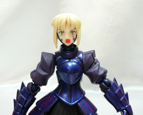 黒セイバー叫び顔.JPG